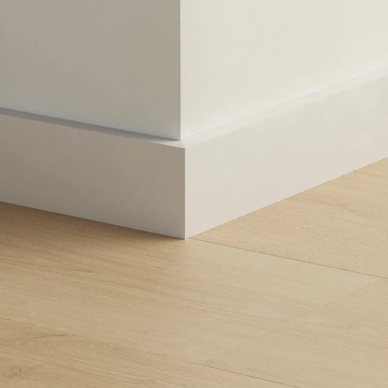 Koop Vandaag QuickStep Overschilderbare waterbestendige medium plint