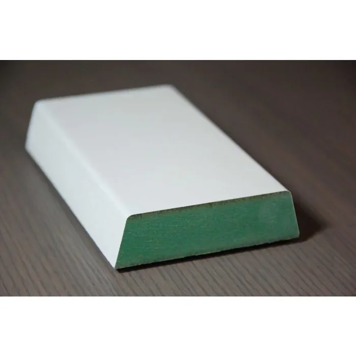 Veilige Betaling Schuine Plintneut 22x75x210mm Vochtwerend MDF Praag