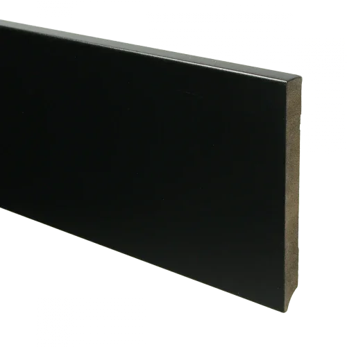 MDF Moderne plint 150x15 mm voorgelakt RAL 9005 Weekendaanbieding