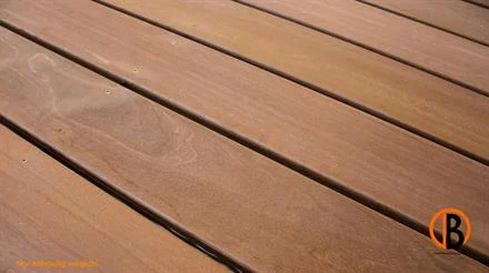 Bangkirai Terrassendiele 4-seitig gehobelt, glatt Premium/Select 25x145mm 4,27m lang Hete Deal